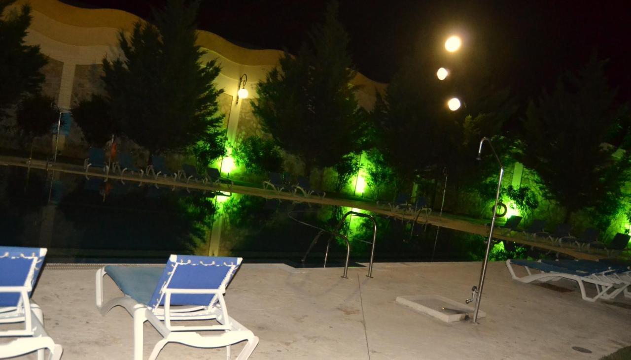 Hotel El Carmen Puente Genil Exterior foto